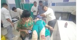 नरसिंहपुर में हैवान बना पति, पत्नी को घसीटा और चाकू से किया लहूलुहान