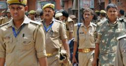 वाराणसी में पुलिस मुठभेड़ के बाद चेन स्नैचिंग के दो आरोपी गिरफ्तार, एक घायल