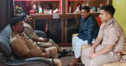 NEET पेपर लीक विरोध प्रदर्शन से पहले अमेठी में कई कांग्रेस नेता हाउस अरेस्ट