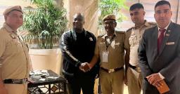 दिल्ली पुलिस ने दक्षिण अफ्रीकी प्रतिनिधि को लौटाए 3 लाख