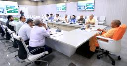 सीएम योगी ने जनप्रतिनिधियों से 